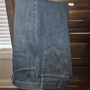 Wrangler 20x 01 competition jeans